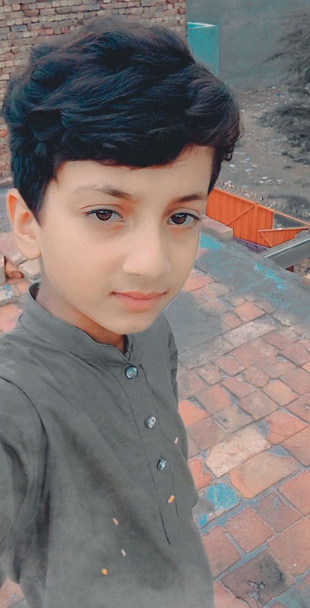 23456Malik's tweet photo. my little jani😍❤:) https://t.co/UvF2VM428N