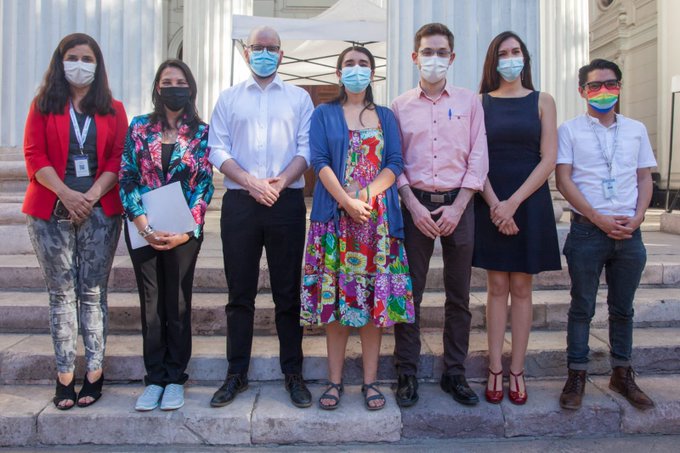 Revolución Democrática tweet media