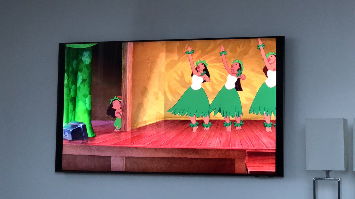 BjDnalrei's tweet image. 📺 #LiloenStitch 📡🪁 … Even terug naar de tienertijd 😅 @ #DisneyPlusNL 👌🏼