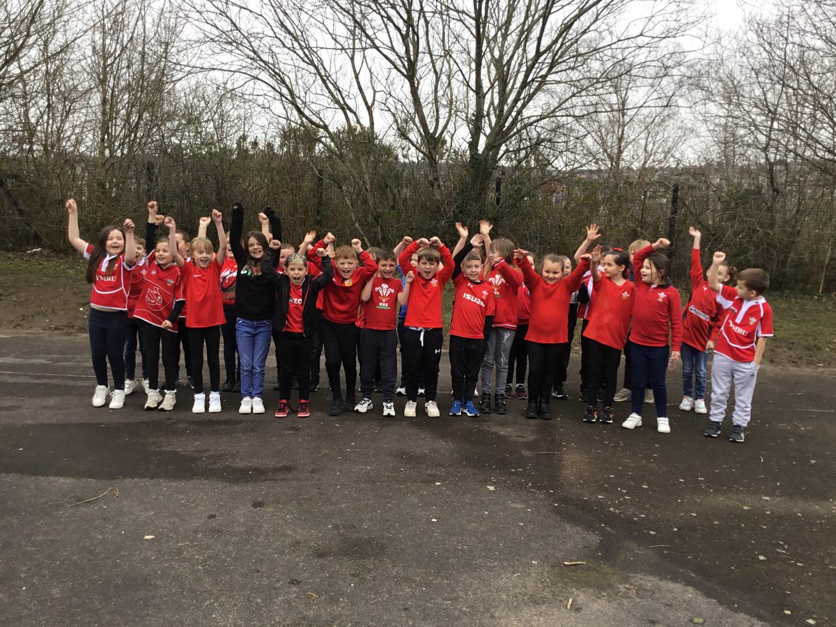 Dosbarth Branwen tweet media