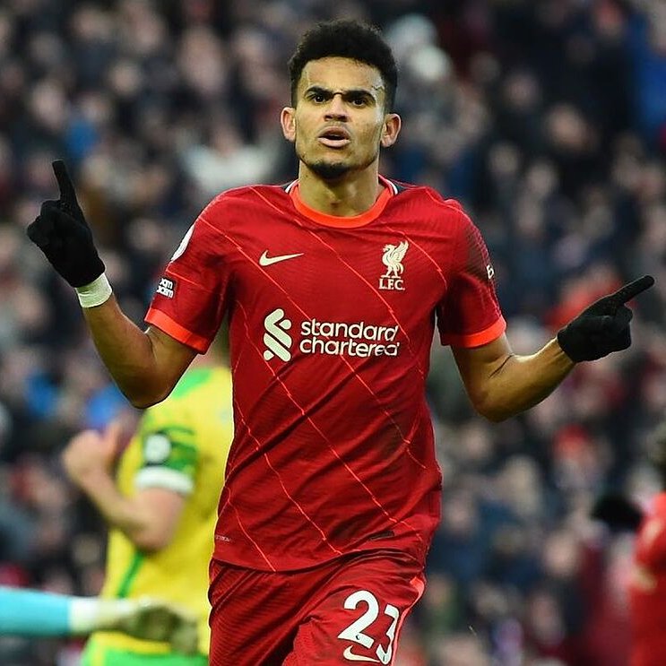 SurpriseShirts's tweet photo. If Luis Diaz STARTS for Liverpool against Norwich in the FA Cup tonight, we'll giveaway a https://t.co/4LKMjpRTlz Mystery Box! 🔴🇨🇴

👇 How to enter
♻️ Retweet
✅ Follow Us

That's it! Good luck 🍀 https://t.co/dVE4W4Yajd