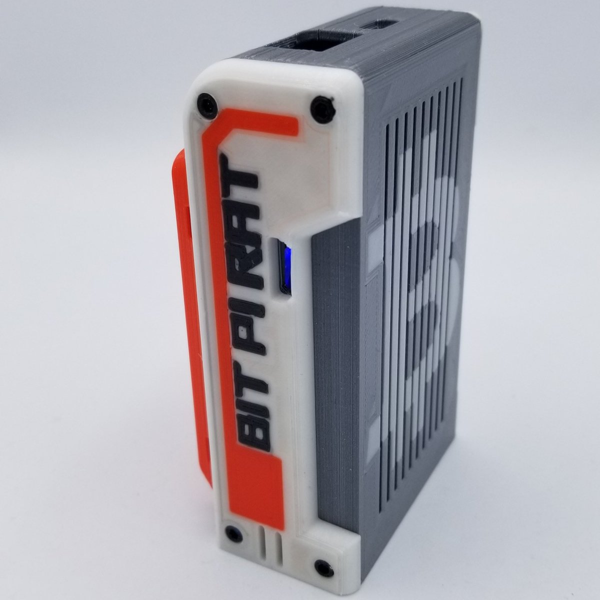 BitcoinManor's tweet image. With your Company Brand your clients and fans can fire up a Custom Designed #bitcoin node Branded with your logo and colors.
Drop us a DM to get started customizing your companies node. It's your company and your brand let's get it out there for the #Bitcoin peeps.