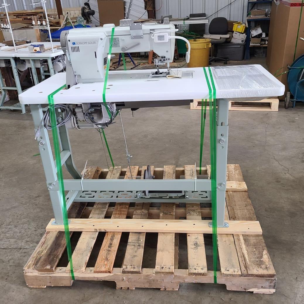 rachellecr1's tweet image. This #durkopp #adler found a new home in #Idaho