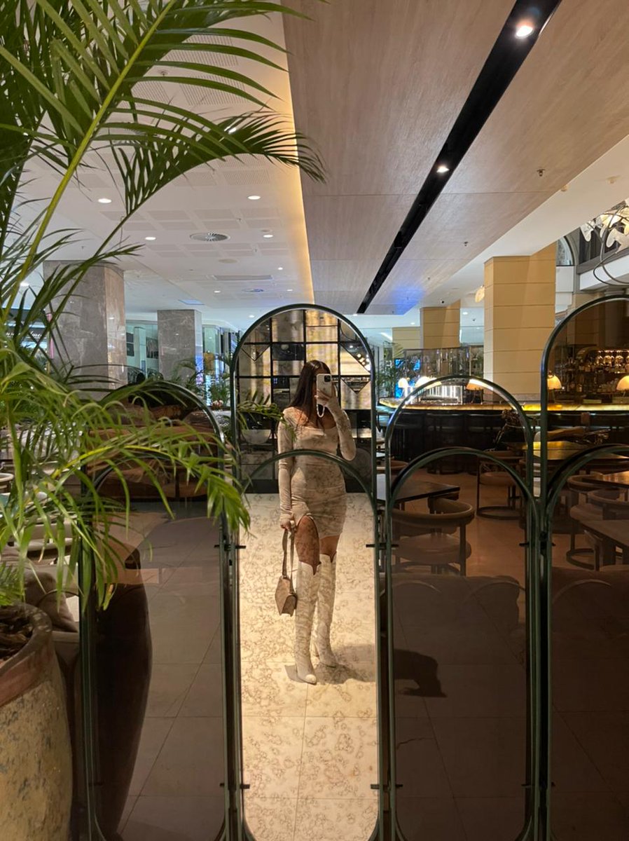 fiza 🦋 tweet media