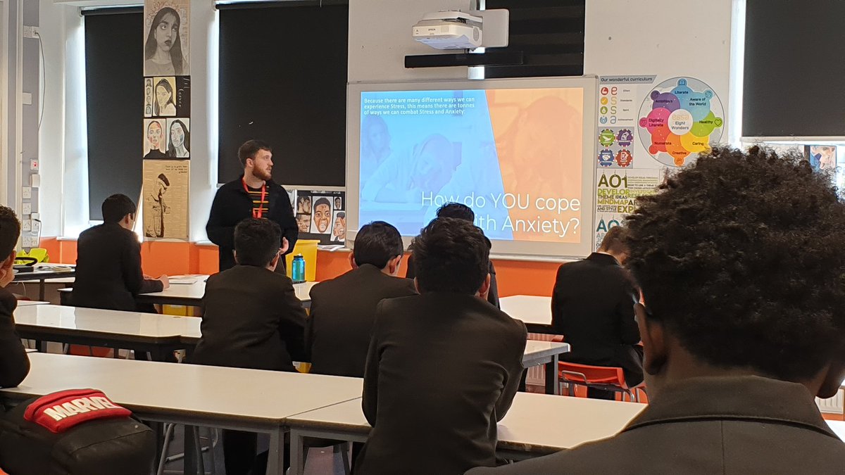 ifthakar_khaliq's tweet photo. Thank you @Tom_B_Kooth for delivering #malementalhealth workshops @EssaAcademy on how to manage #stress  &amp; #anxiety 
#mentalhealth #interventions @Aidingminds @kooth_plc https://t.co/iPWPtSNV7y