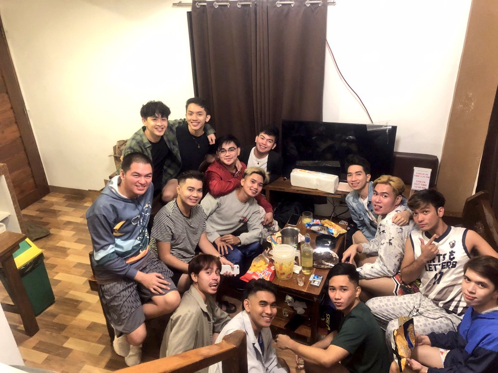 Apollo19_'s tweet photo. As we celebrate our 3 years of friendship,we invite everyone who wants to add flames to the burning fire of friendship of these beautiful and talented men to gather once more for the one big blazing night of laughters and stories. Comment ☀️and dm us if you want to join the club. https://t.co/ZW5FGYl8bf