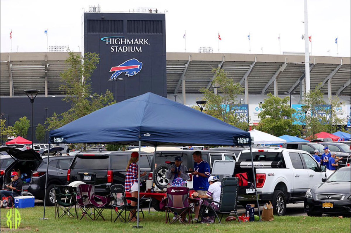 StevieJohnson13's tweet image. Our XA April 30th held at Highmark Stadium will be capped at 60 Student-Athletes.

Ages: HS &amp;amp; College ⚡️

8 QBs
24 DBs
24 WRs

Registry on the way. DM if needed~ #ExposureAcademy #AcceleratorProgram #HandleBizHaveFunClub