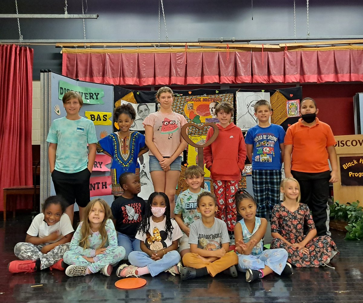 BrevAfterschool's tweet photo. The students at Discovery Elementary present to their peers during Black History Month. Celebrating accomplishments of those who have paved the way. #AfterschoolWorks #BAS321 #BPS321 https://t.co/FTCvI5Lvl7
