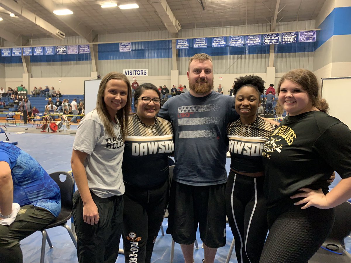 CoachRobinson87's tweet photo. We have 2 going to STATE! Corpus Christi here we come 💪🏼#LadyLifters #wepullourownweight @disdtx @DawsonAthletics https://t.co/A5b4RBNPR6