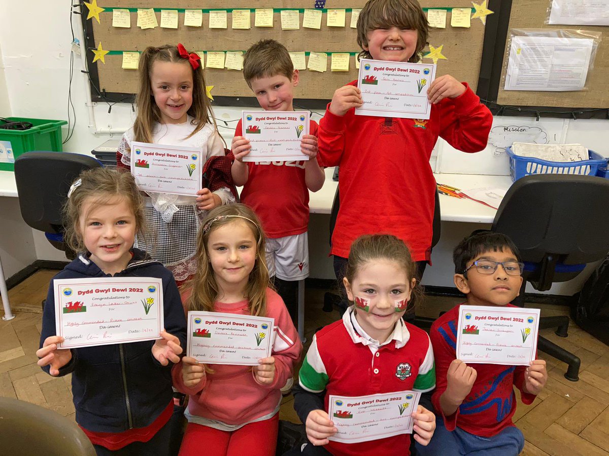 SullyPS's tweet photo. The different category winners are in! Da iawn to everyone in #SPSyear2. The standard was so high and the staff were so impressed with the amazing creativity the children showed to celebrate all things Welsh. Dydd Gwลทl Dewi Sant! #SPScymreig #SPSexpressivearts #SPSresourceful https://t.co/mpdRi90Prj