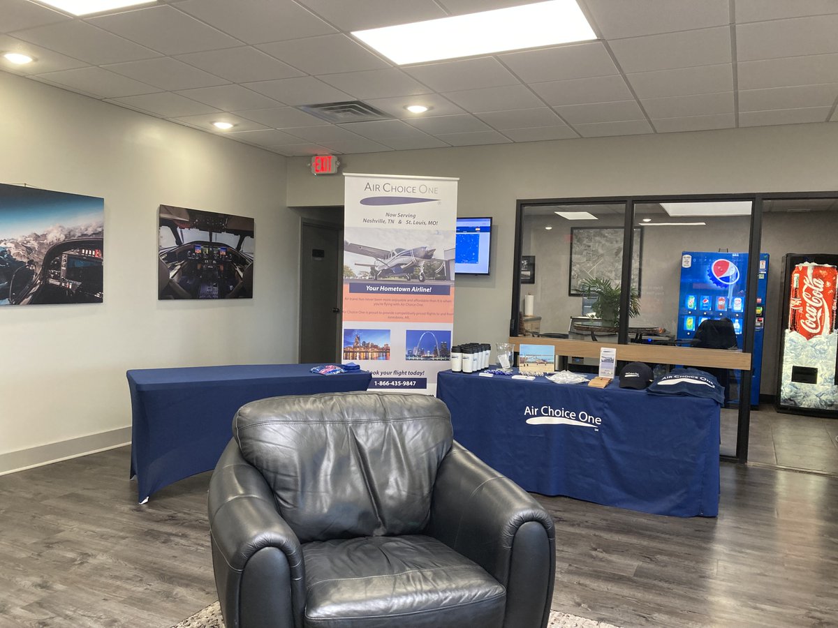 airchoiceone's tweet photo. We are all set up in @CityofJonesboro and ready to get this flight going to @Fly_Nashville! 🌞
#airchoiceone #flyjbr #flybna #jonesboroarkansas #jonesboro #nashville #nashvilletn #travel #airline https://t.co/aCQ1FO0UM8