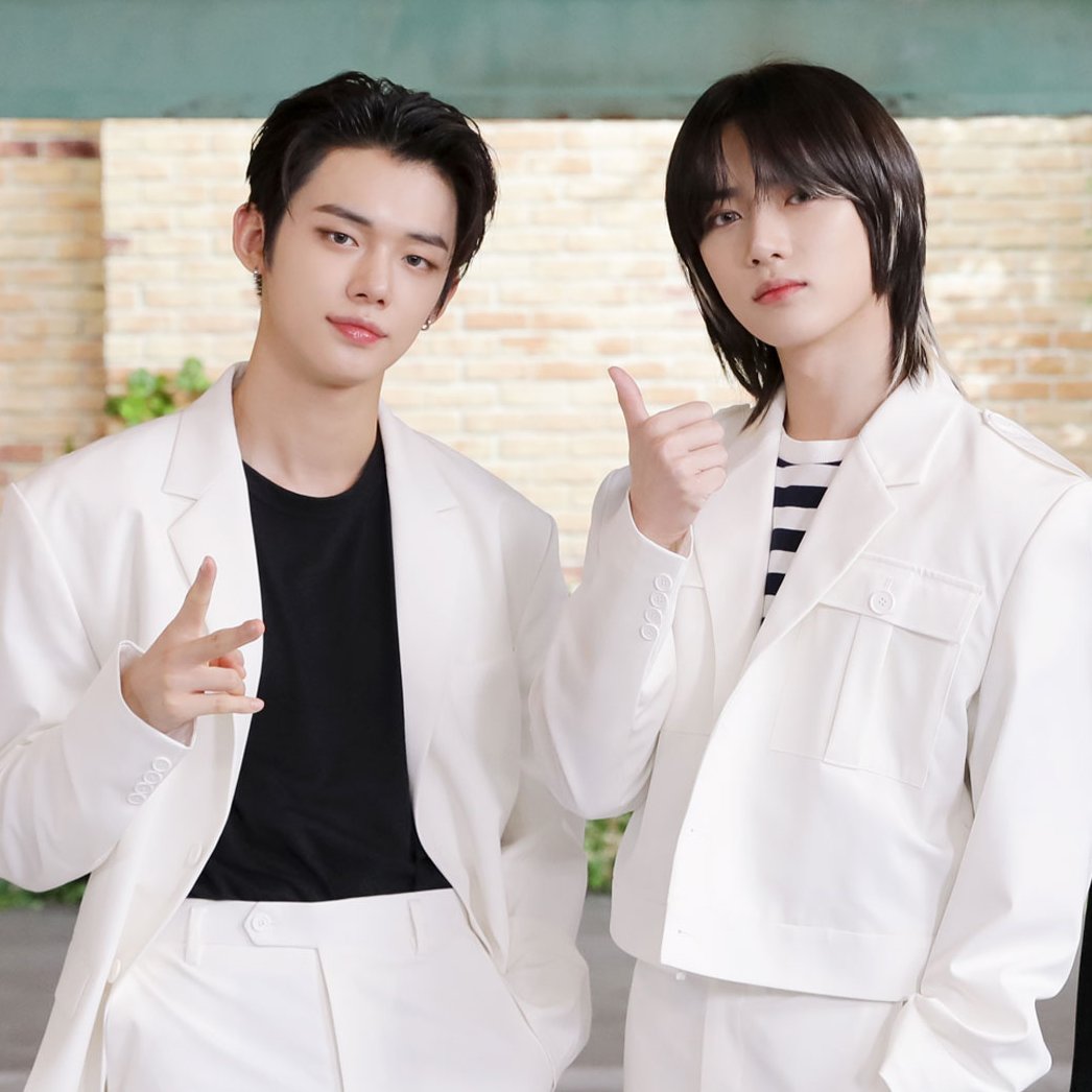 black or white pick a colour