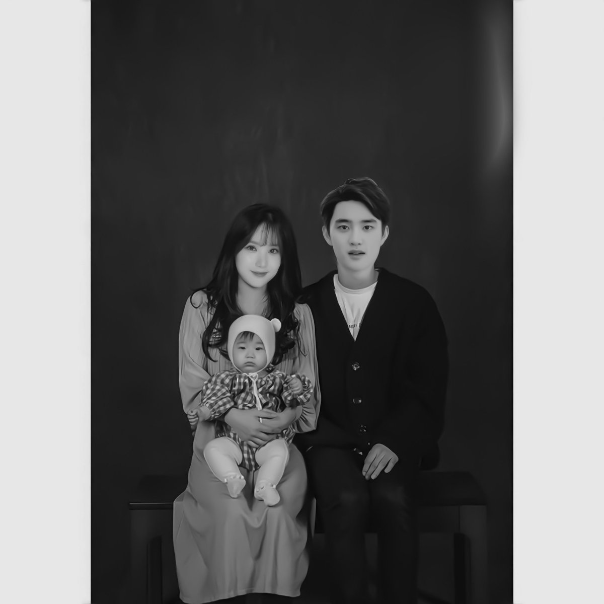 lucentbind's tweet image. ⠀ ⠀ ⠀⠀ 
⠀ ⠀ ⠀⠀        i'm fi𝗻𝗮𝗹𝗹𝘆 ✧ 𝘩𝘢𝘱𝘱𝘺 ˙ ꭐith  𝘆𝗼𝘂
⠀ ⠀ ⠀⠀        and ᴥ︎︎︎ w̲i̲t̲h̲  𝗼𝘂𝗿  𝒇𝒂𝒎𝒊𝒍𝒚 𖤝 사랑해
⠀ ⠀ ⠀⠀ 
⠀ ⠀ ⠀⠀