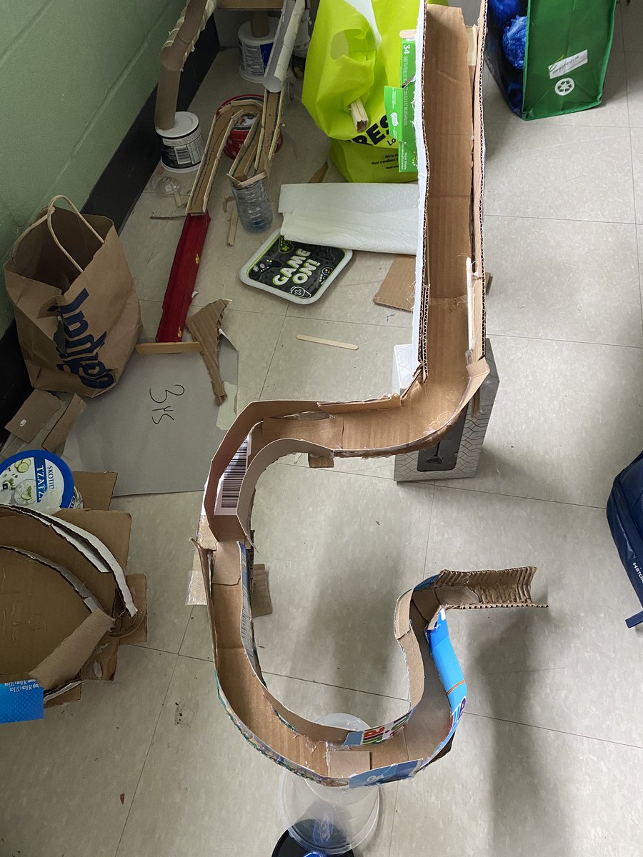 mrsgdy's tweet photo. Great time building Olympic Ice Tracks-STEM @StTimothyDPCDSB @DPCDSBSchools @DPTechTeam https://t.co/20fi1JaO7F