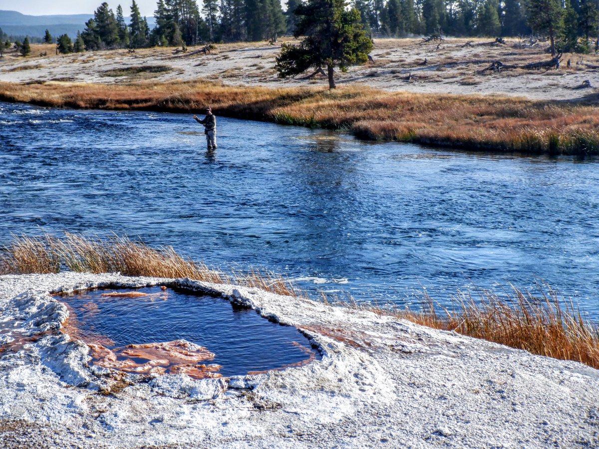 Backcountry_H_A's tweet image. Today is the 150th anniversary of the establishment of @YellowstoneNPS. #BestIdeaEver.