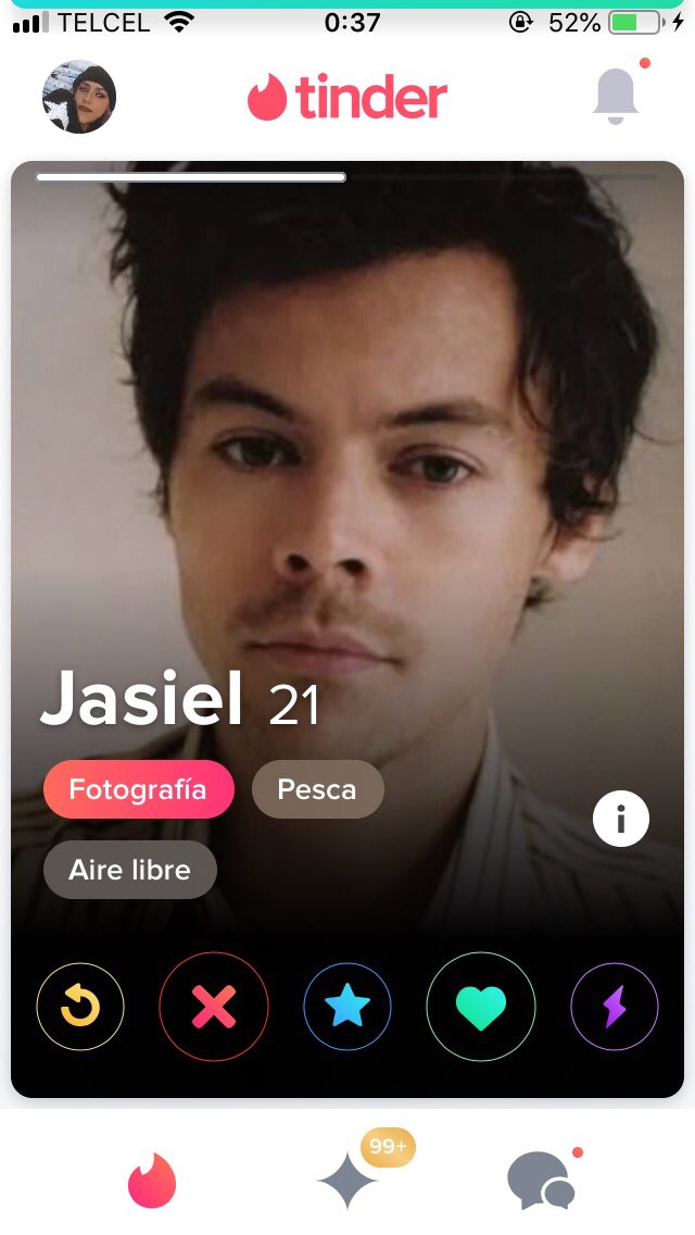 gyuhanmispapis's tweet image. ese Jasiel en tinder me resulta familiar...