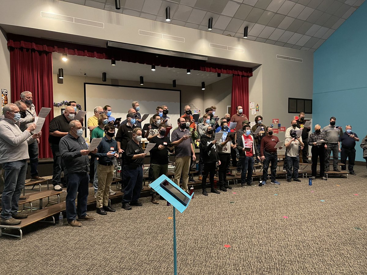 citylightssing's tweet photo. Awesome “Guest Night” last night!  Look at all the people!
If you are in SE Michigan, you should check us out Mondays at Hilltop Church from 7pm-9:30pm. https://t.co/3mBtve29Cn