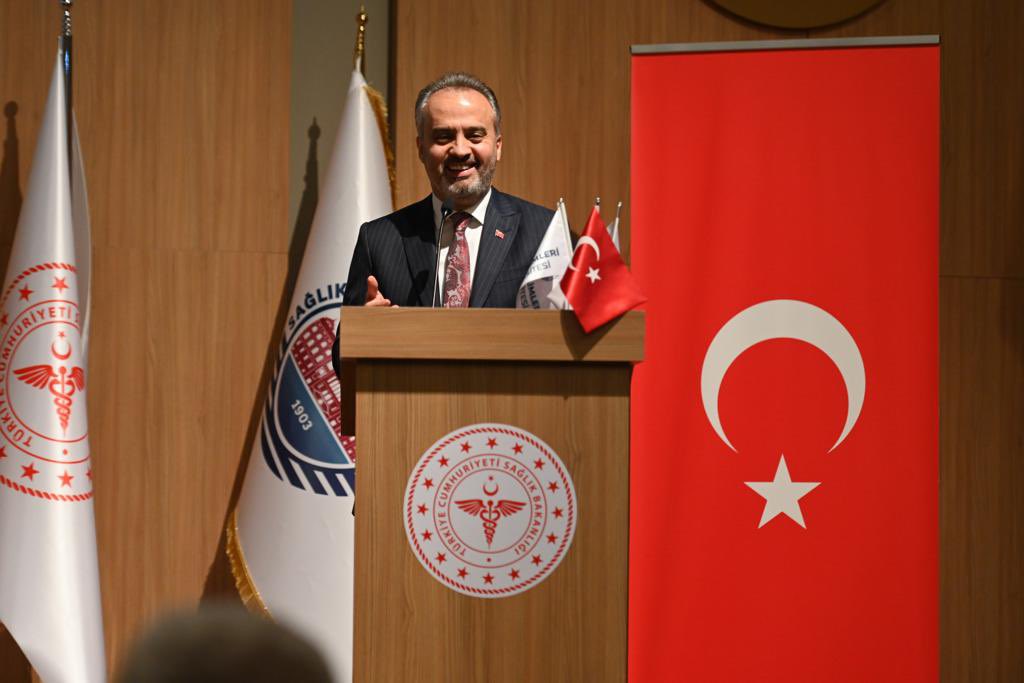 Alinur Aktaş