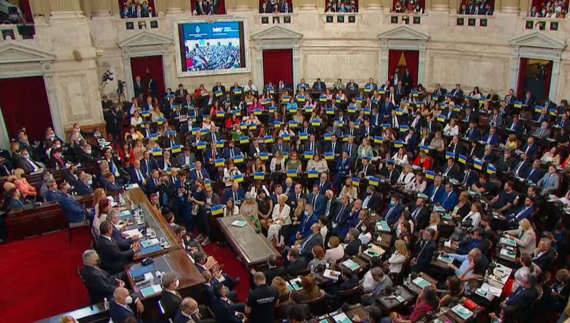 AgenciaTelam's tweet photo. @alferdez “Quiero ser claro: no habrá una reforma laboral. La justicia social jamás puede ser objeto de negociación”, manifestó Fernández. 

“No queremos más ajustes, nunca los defendimos”, dijo el Presidente. https://t.co/VYe35nIji3