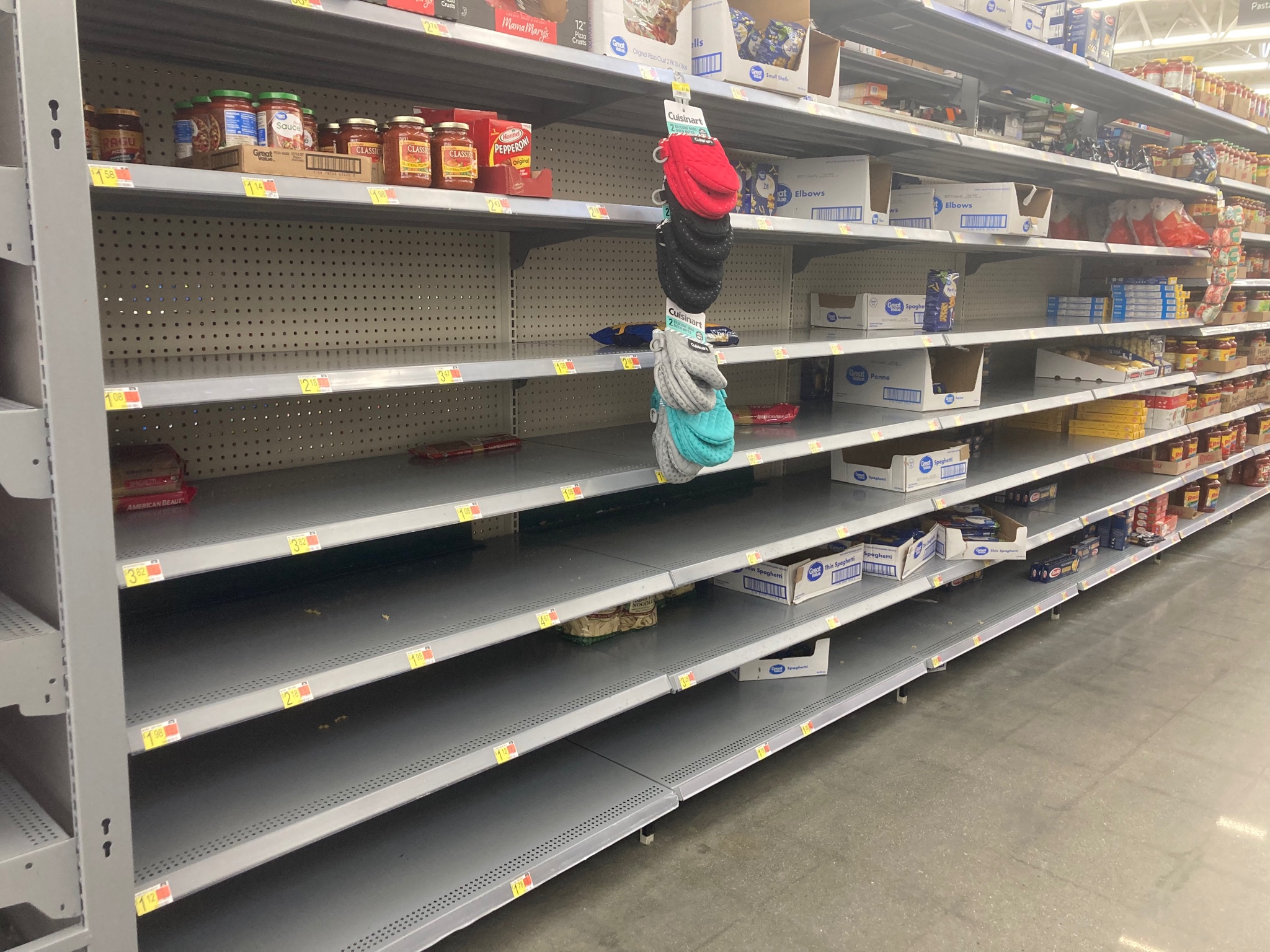 Starimus on Twitter "Empty pasta shelves at the store yesterday. Every