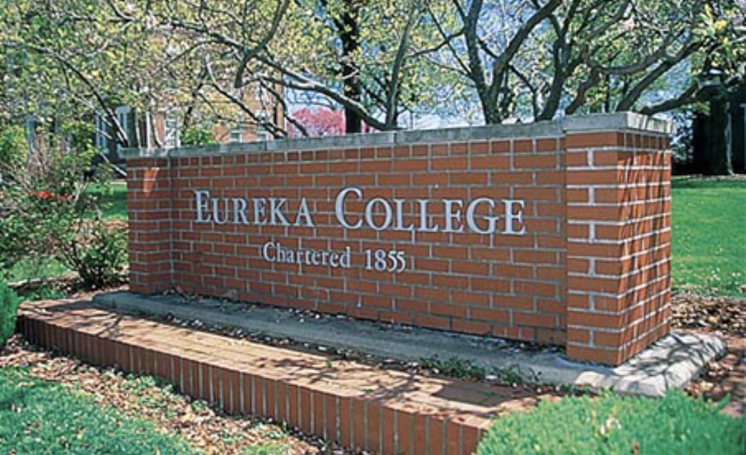 Tyler_Saunders8's tweet photo. #AGTG After a great convo with @CoachDurley I’m blessed to receive my 4th offer to @EurekaRedDevils thank you everyone by my side through the process @SouthFootball21 @lsaathl https://t.co/Y47QvGTxK8