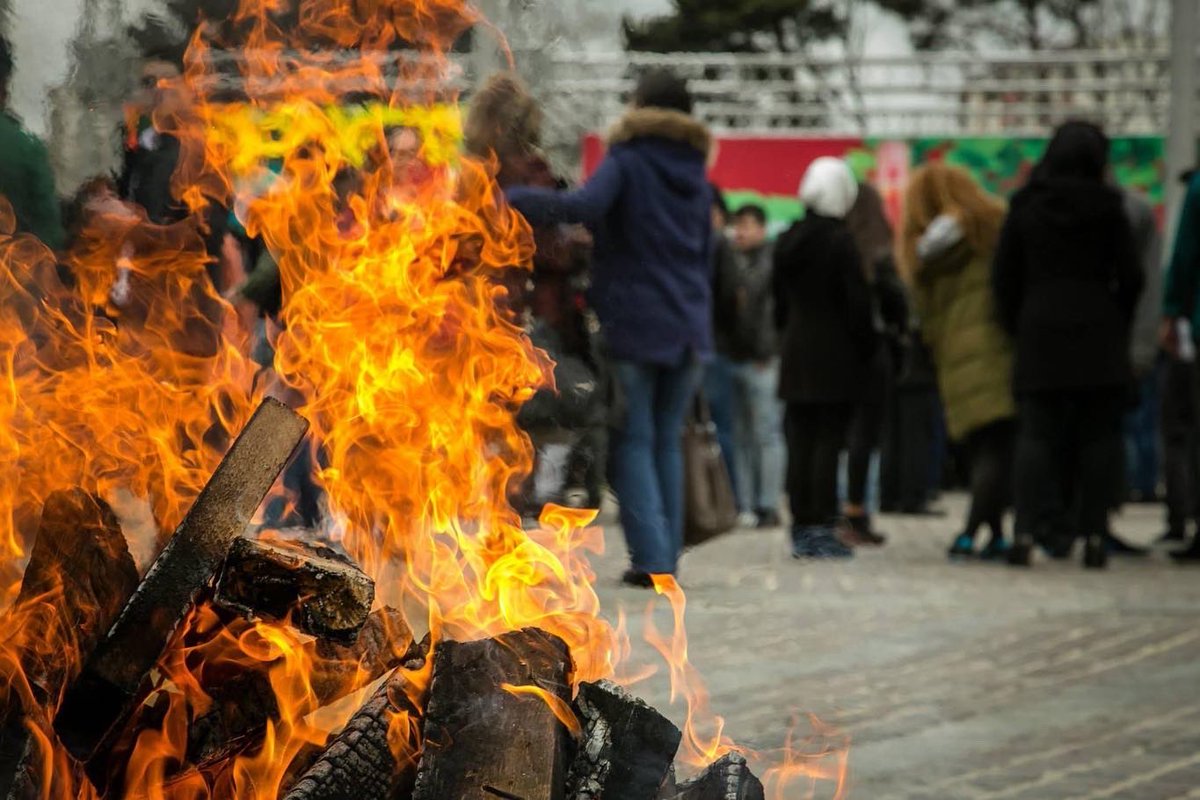 ADAUniversity's tweet photo. Throwback to the #BaharYouthFestival.

Happy #FireTuesday of #Novruz. 

#BaharGənclikFestivalı bu görüntülərlə yaddaşımıza həkk olunub.

Od çərşənbəniz mübarək! https://t.co/00s85UUbpP