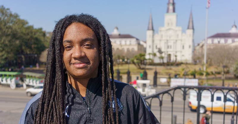 PLinUSA's tweet photo. Meet @JeyRogers, a @NUFC fan in New Orleans whose southern hospitality helped create a lifelong bond with a club and new friend an ocean away ⚫️⚪️

#PLFansOfAmerica #MardiGras 💜💚💛