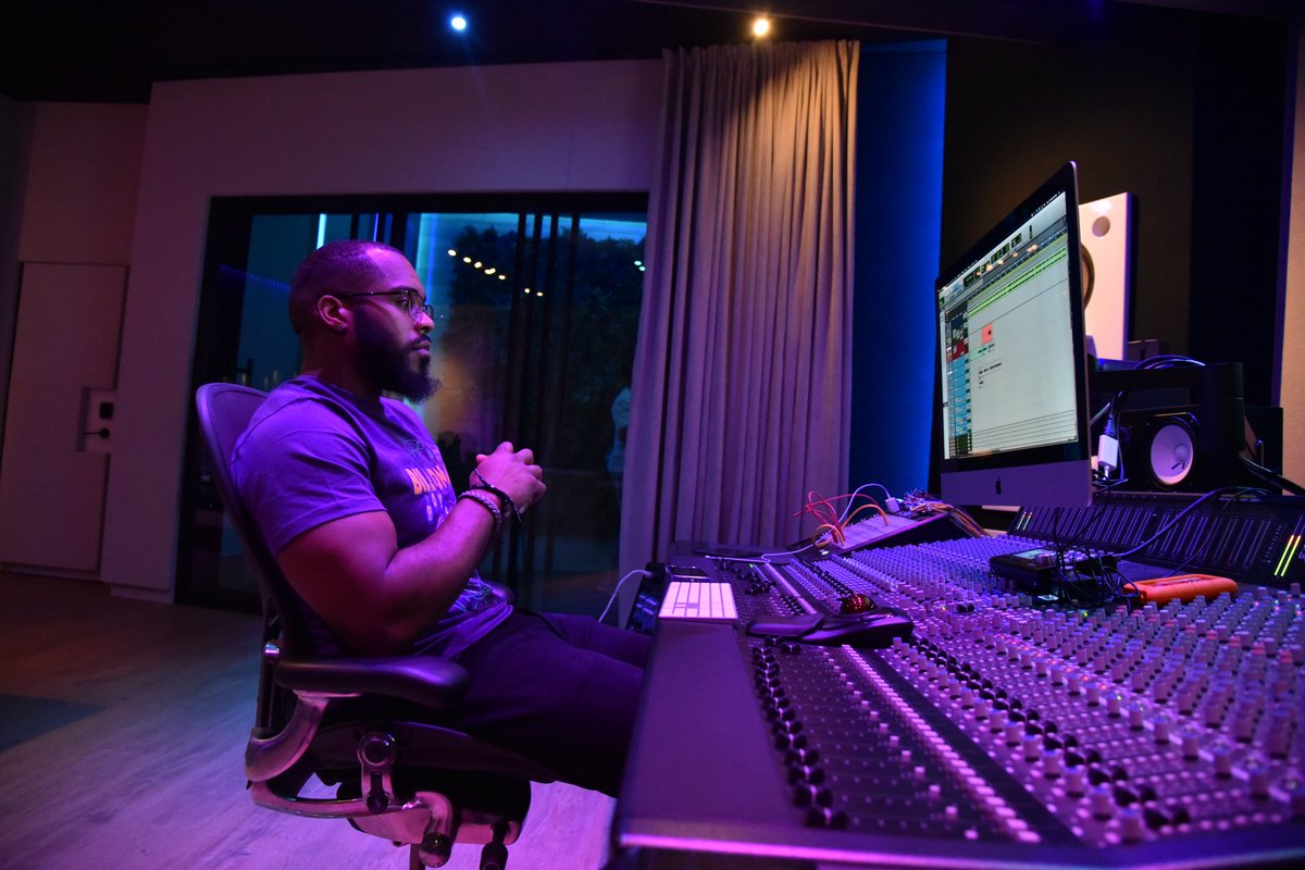 Juice God 🧃 tweet media