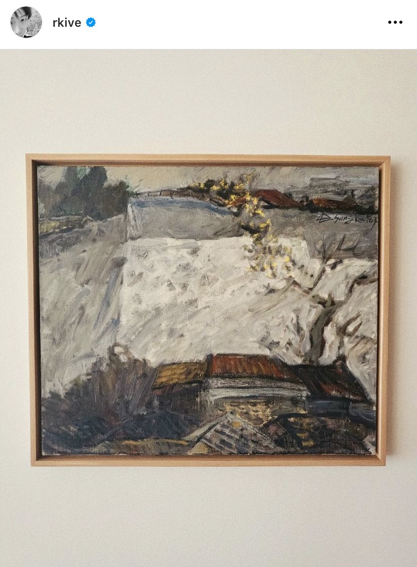 RMelody_2015's tweet photo. 🎨22.2.28 🔙｜ナムのIG
#RMuseum_ 67-2

🧑🏻‍🎨 손상기（ソン·サンギ ）
根元が切られた'伸びない木'や折れたまま花瓶で枯れる'枯れない花'などの自伝的な絵など

①ダメージ'工作都市  早春1987
②ナムコレクションで以前直接画廊で購入
した同じ画家さんの
ダメージ'学校のある丘'がある

#monistagram_ https://t.co/TKN1qiyF5R