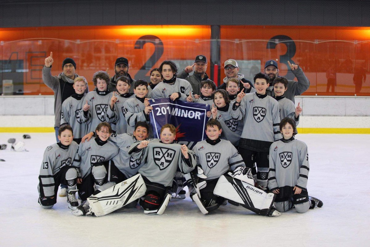 Congratulations to Riggers Hockey Academy, who are the 2010 Minor HSL Champions, with their exciting 6-4 win over Bolts Hockey Academy!

#HSL