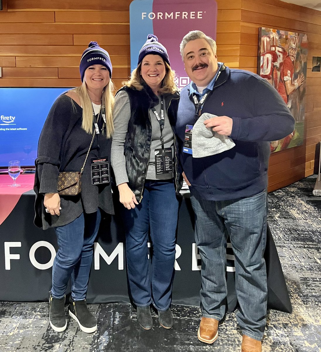 Nothing better than talking #FormFree with partners. #SNUG22