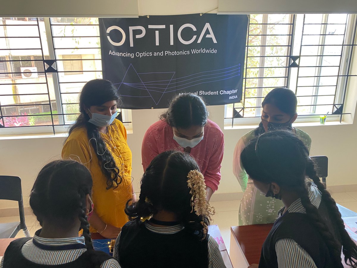 OPTICA_Manipal's tweet photo. National Science Day is celebrated every in India on February 28th to mark the discovery of Raman effect by Sir C. V. Raman. Manipal Optica Student Chapter was part of the science exhibition organised by @MSLS_MAHE and demonstrated various optical exhibits
@MAHE_Manipal https://t.co/o2d8VT2Q0o