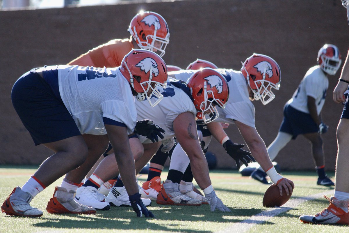 cnfootball's tweet image. Day 1️⃣ in the books! #Spring2022