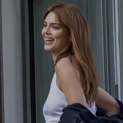 #NouvellePhotoDeProfil
jsuis une boomer oki