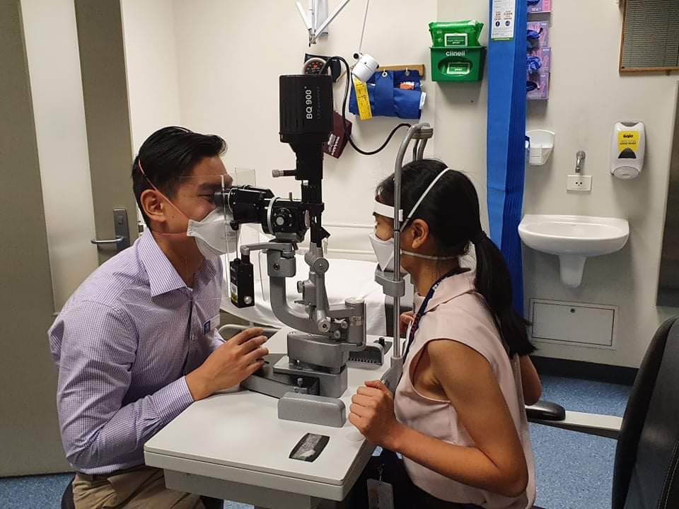 OculusUnimelb's tweet photo. We have enjoyed being back in-person @TheRMH for our Slit Lamp Workshops! Places still available in future workshops - see the link below. https://t.co/CfuOigxRhl