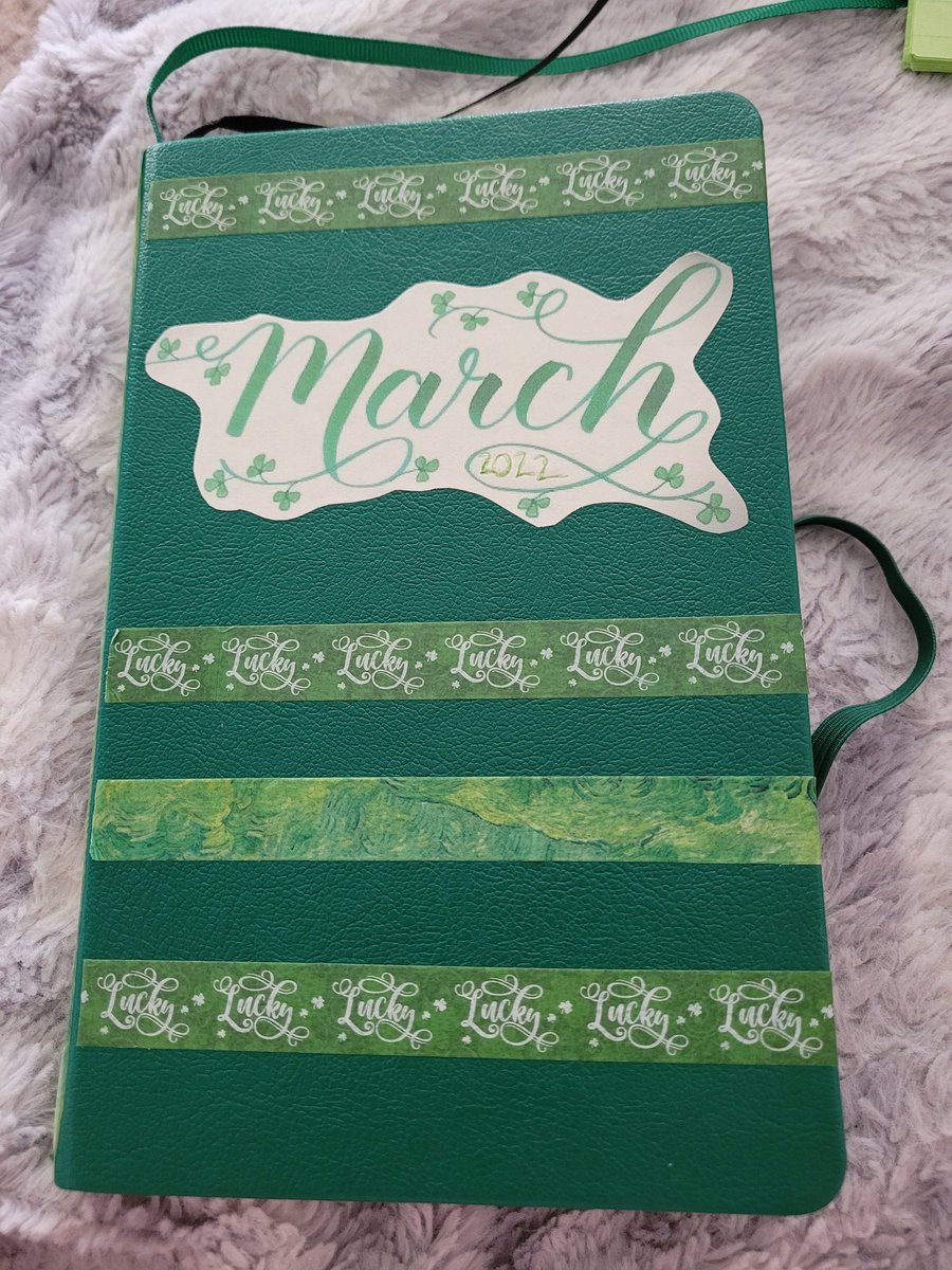 Sapphir3BoltzUp's tweet image. Working on my March Journaling. Green will be the main theme color and what ever else comes to mind. #JournalLife!
🦋💚📖🖋️💋