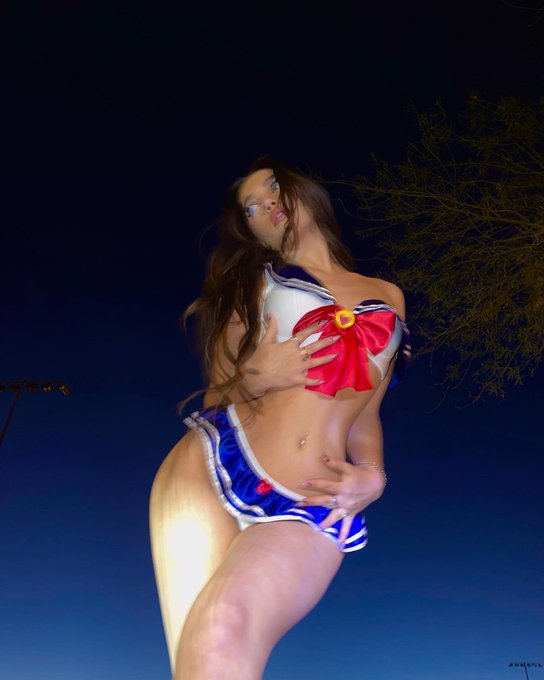 Watch senyamarin's leaked NSFW photo on TwXstars