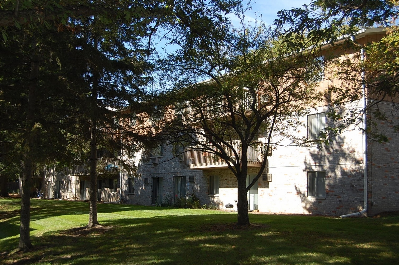 Overlook Pointe Apartments (PointeOverlook) / Twitter