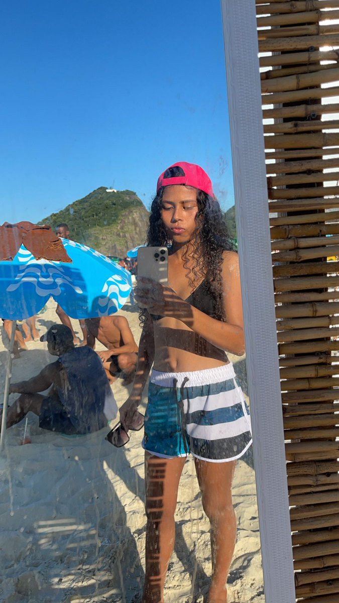 malvadelas_'s tweet photo. ⛱️🌞 https://t.co/fQ2EzPX5Jz