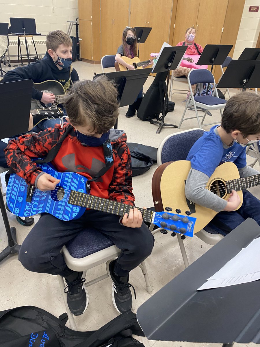 VFESchoolofRock's tweet photo. VFES School of Rock is back in session!!! #Arlingtonspirit https://t.co/u8dLgC5xlG