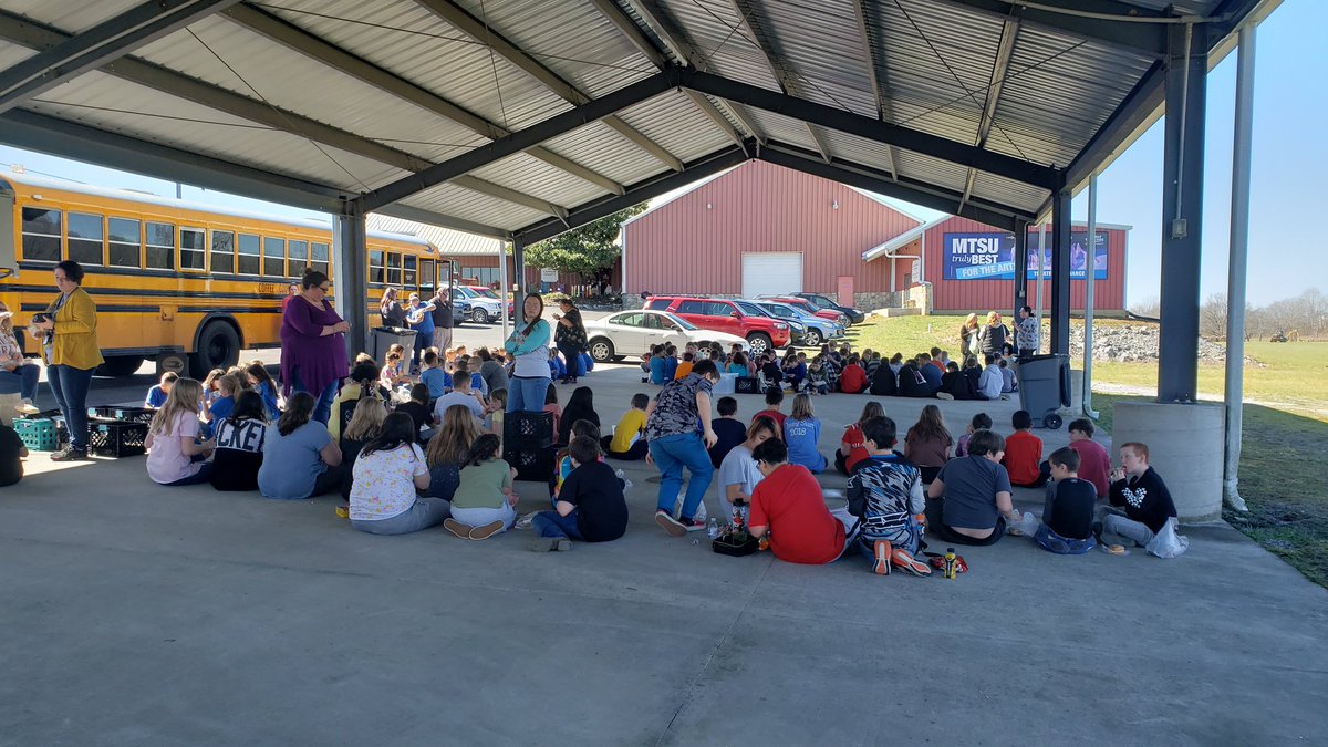 We had a great time today on our school wide field trip to see Peter Pan and Wendy at the Arts Center of Cannon County! Thanks to the TN Arts Commission for the grant that made today possible! #hickersonhawks