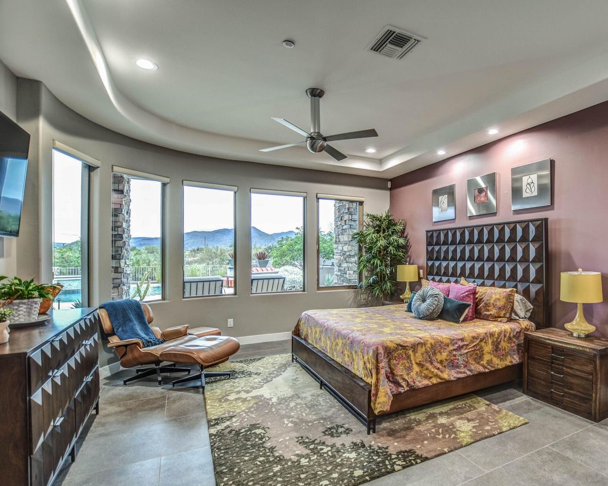 homesalesphx's tweet photo. Swipe left to enter this beautiful home ⬅️ and tell us what you think about this modern interior 💬

Start your home-seeking journey with a leading #realestate team in #Phoenix.
Call us at 📞 602.833.7059. https://t.co/id4muBaMLW