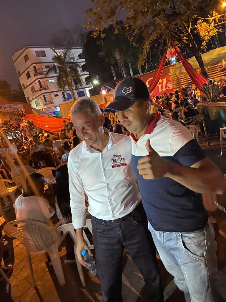 rodriardila's tweet photo. ¡Hemos recorrido Antioquia victoriosamente!✊🏼♥️🚩
En esta ocasión, 🚘🛣 78.8 kilómetros para visitar un destino de tierra caliente🌤, a orillas del Río Cauca🌊.
Gracias a nuestros amigos de “La Puerta de Antioquia”, La Pintada🚩♥️.
#RodrigoArdilaporAntioquia
#Antioquia
#L111 https://t.co/IUVAS5b2Iz