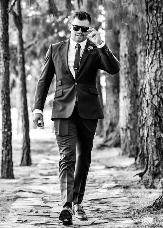 #ブルーシャークスイケメン図鑑
王道イケメン
#ジョンベン・コッツェ
南アフリカ出身、Bullsから移籍

誰もが納得イケメン29歳
あだ名は頭文字をとってJK
優しい笑顔に心射抜かれることは間違いなし🏹
プレーも力強く、性格もイケメンで文句なしです。

👉プロフィール
blue-sharks.jp/members/center…