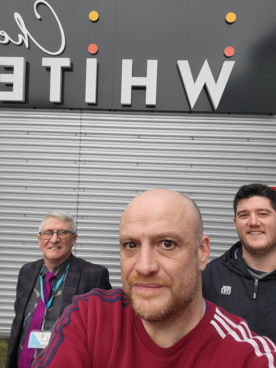 jamesbarber1980's tweet photo. Such a pleasure to see Mr Mulvihill again after at least 20 years! A man at the core of both Ashley's and my career, a guy we owe alot too ❤ @suffolknewcoll https://t.co/z8ky81aX59