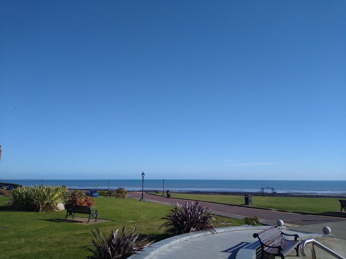 View when I stepped out of training room today! <a href="/Slievedonard/">Slieve Donard</a>. Real training room again <a href="/Michelle_Dolan_/">Michelle D</a>