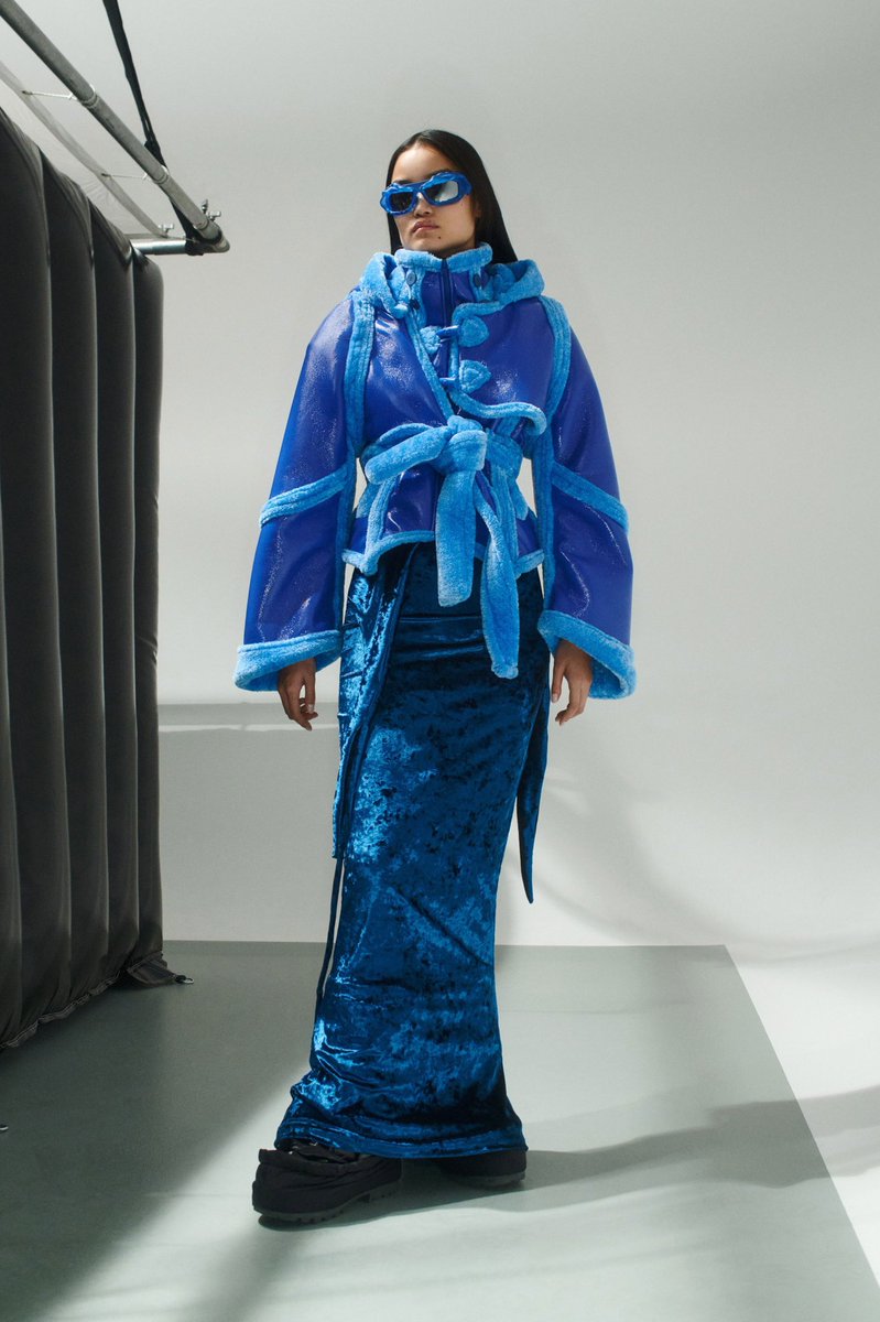StreetFashion01's tweet photo. OTTOLINGER FALL 2022!!! https://t.co/ejOdamMZ1I