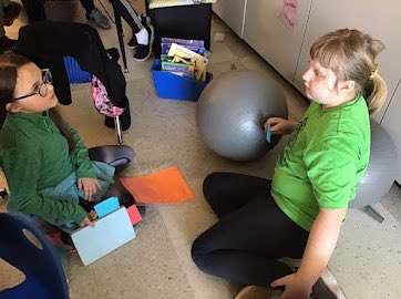 MollyRoethle's tweet photo. So impressed with these 2nd grade goal clubs! Each club is working together to improve their fluency, tracking of longer books, and understanding of literary language. It’s so awesome to watch them blossom as readers! #weareASD https://t.co/sXfaXpJrwJ