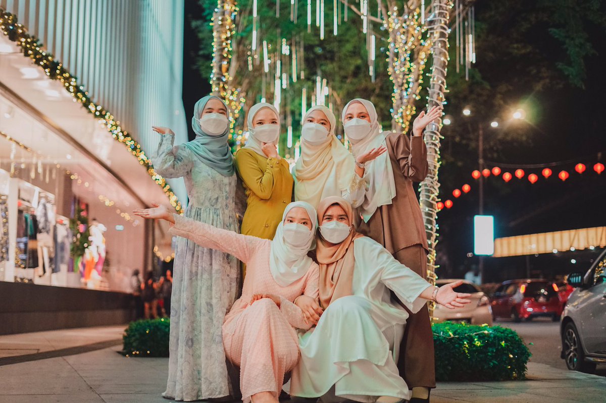 Madieyyyy's tweet photo. my own pre-graduation thread✨🥺 https://t.co/UvJgNIGlbZ