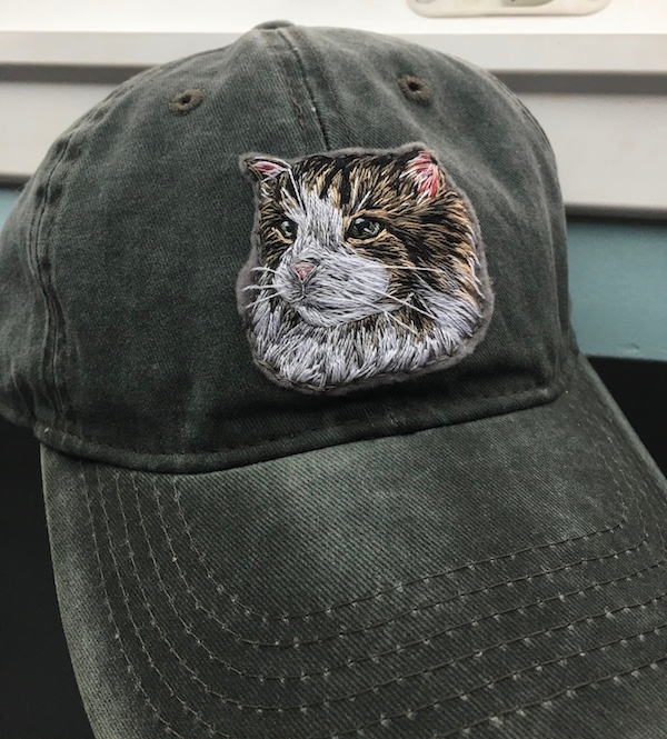 This portrait patch was attached onto a hat, how adorable is this?! @britishcrafting #shopsmall #giftfinder #tbch thebritishcrafthouse.co.uk/product/hand-e…